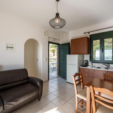 Portela Apartments Kampoula كيراتوكامبوس المظهر الخارجي الصورة