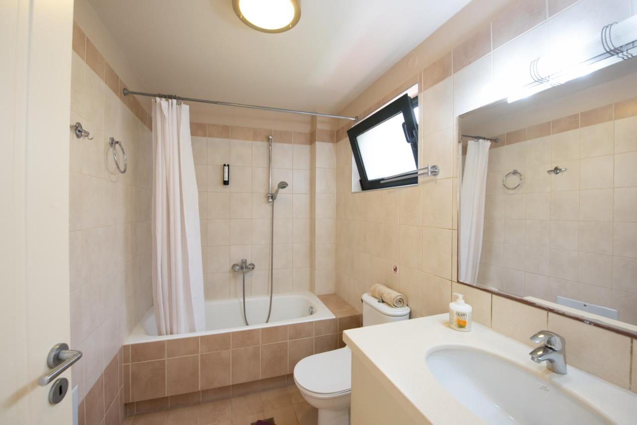 Portela Apartments Kampoula كيراتوكامبوس المظهر الخارجي الصورة
