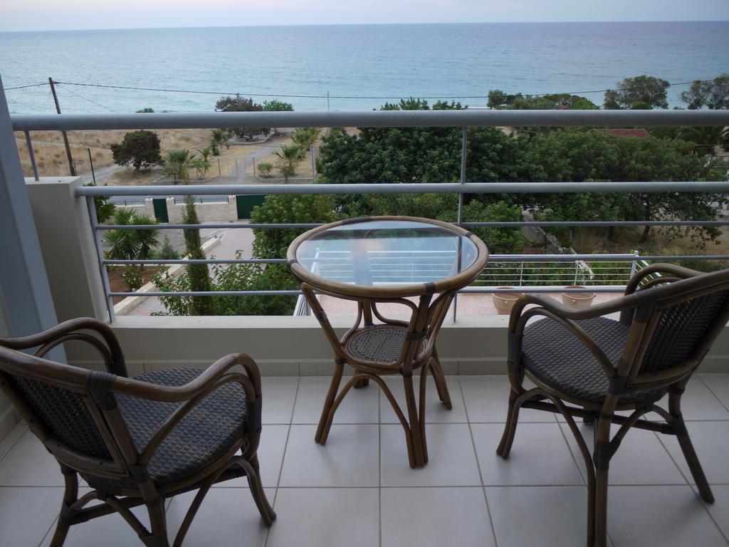 Portela Apartments Kampoula كيراتوكامبوس المظهر الخارجي الصورة