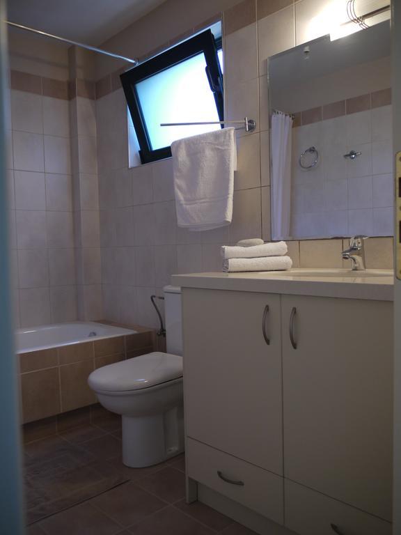 Portela Apartments Kampoula كيراتوكامبوس المظهر الخارجي الصورة