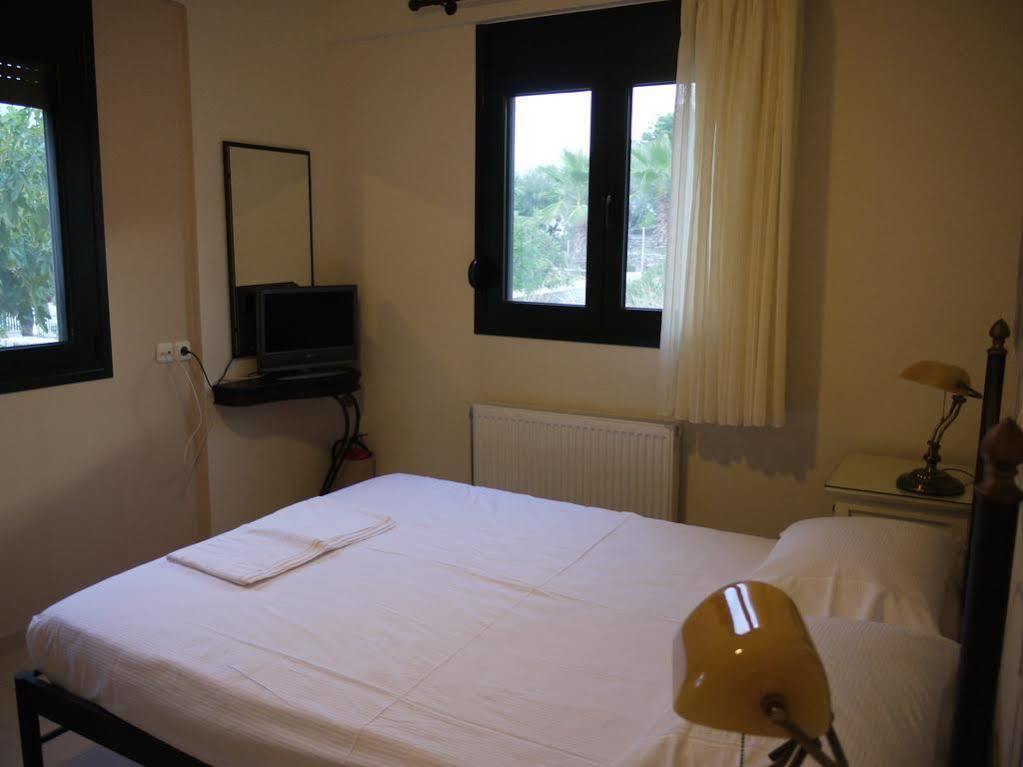 Portela Apartments Kampoula كيراتوكامبوس المظهر الخارجي الصورة