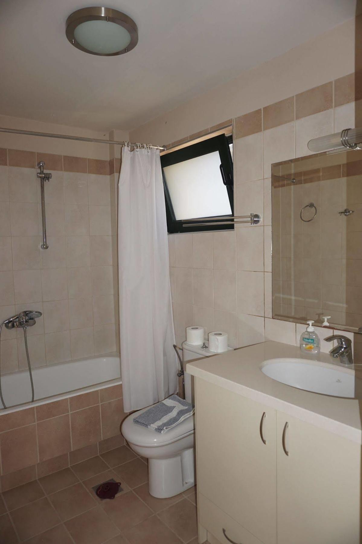 Portela Apartments Kampoula كيراتوكامبوس المظهر الخارجي الصورة